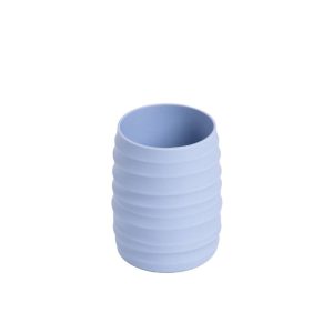 Kubek łazienkowy TORUS z tłoczeniem niebieski 8,2×8,2×11 cm HOMLA 1037733 Kubek łazienkowy TORUS z tłoczeniem niebieski 8,2×8,2×11 cm HOMLA 1037733